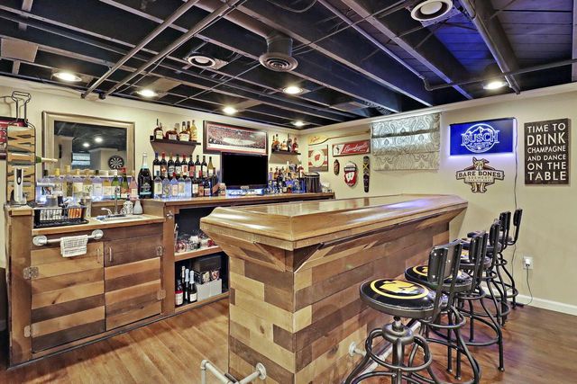 9705 W Montana AVENUE, West Allis, WI 53227