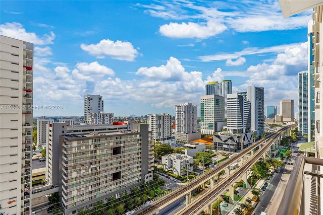 999 SW 1st Ave 1505, Miami, FL 33130