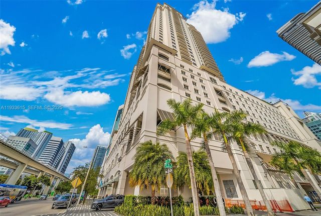 999 SW 1st Ave 1505, Miami, FL 33130