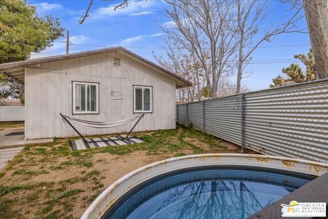 7177 Sunny Place, Yucca Valley, CA 92284