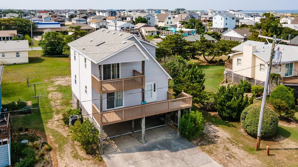 Image 1 of property listing at 106 E Oregon Avenue Lot 9, Kill Devil Hills, NC 27948