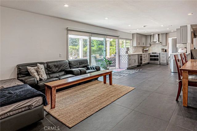 5316 Vista Real, Cypress, CA 90630