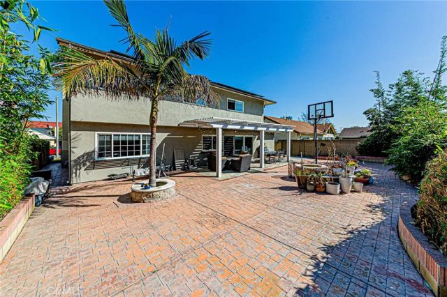 5316 Vista Real, Cypress, CA 90630