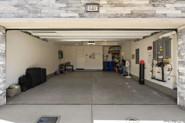10403 Adamson, San Diego, CA 92126