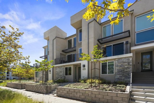 10403 Adamson, San Diego, CA 92126