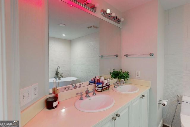 3275 Lenox Road NE APT 413, Atlanta, GA 30324