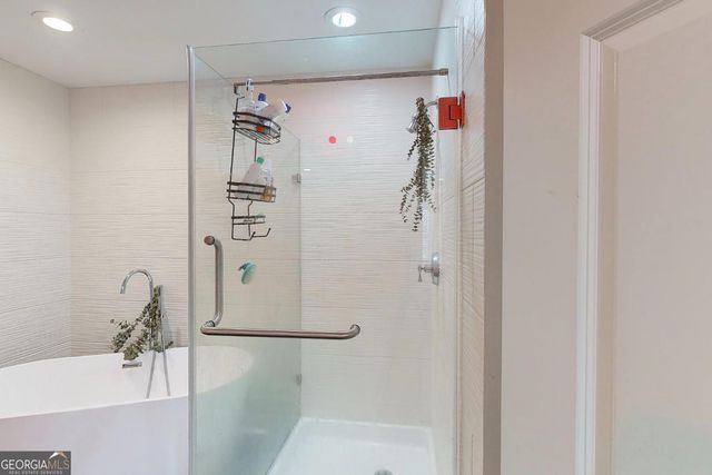 3275 Lenox Road NE APT 413, Atlanta, GA 30324