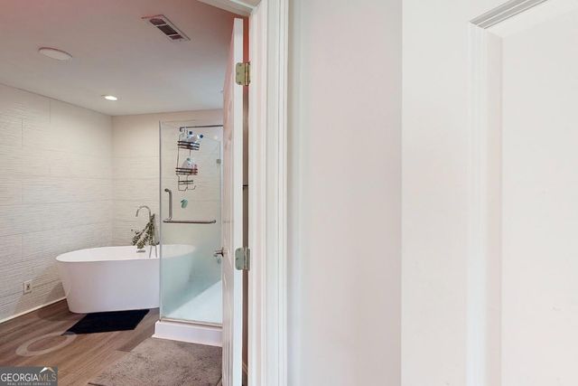 3275 Lenox Road NE APT 413, Atlanta, GA 30324