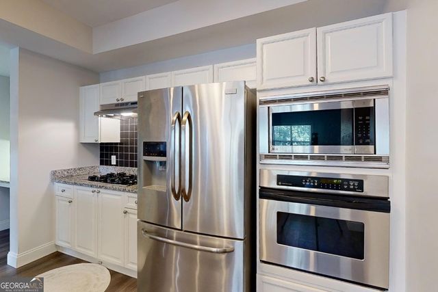 3275 Lenox Road NE APT 413, Atlanta, GA 30324