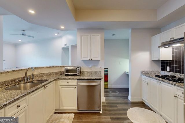 3275 Lenox Road NE APT 413, Atlanta, GA 30324