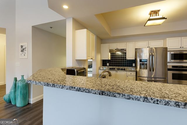 3275 Lenox Road NE APT 413, Atlanta, GA 30324