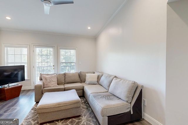 3275 Lenox Road NE APT 413, Atlanta, GA 30324