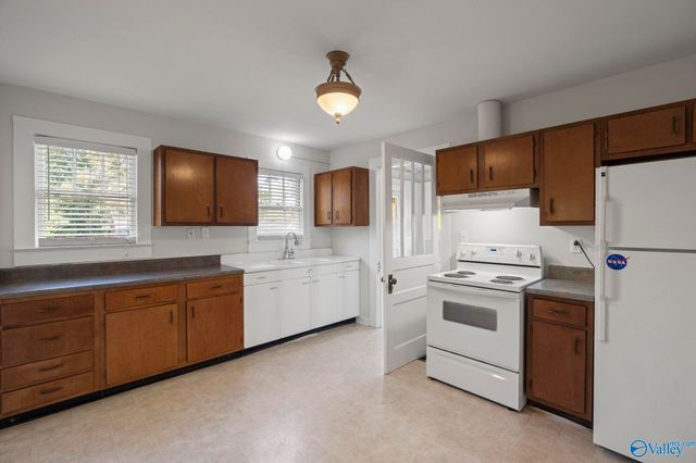 803 Mccullough Avenue, Huntsville, AL 35801