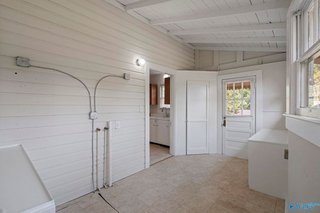 803 Mccullough Avenue, Huntsville, AL 35801