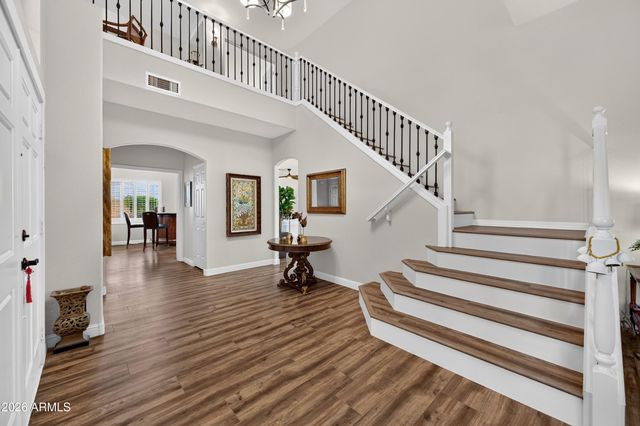 15856 S 38TH Street, Phoenix, AZ 85048