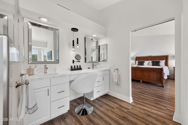 15856 S 38TH Street, Phoenix, AZ 85048