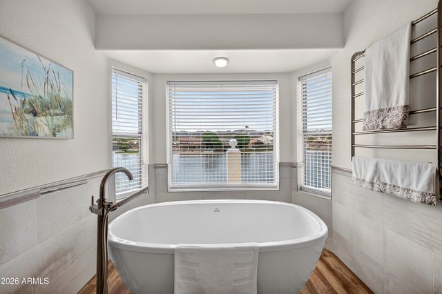 15856 S 38TH Street, Phoenix, AZ 85048
