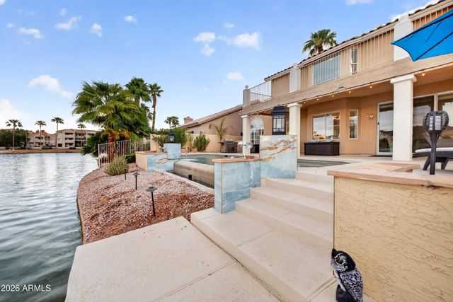 15856 S 38TH Street, Phoenix, AZ 85048