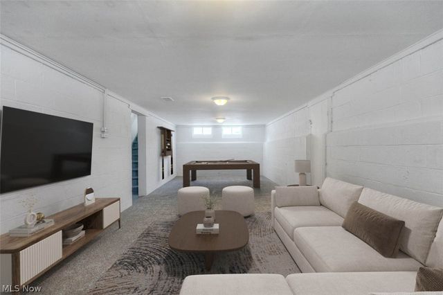 25671 Farringdon Avenue, Euclid, OH 44132