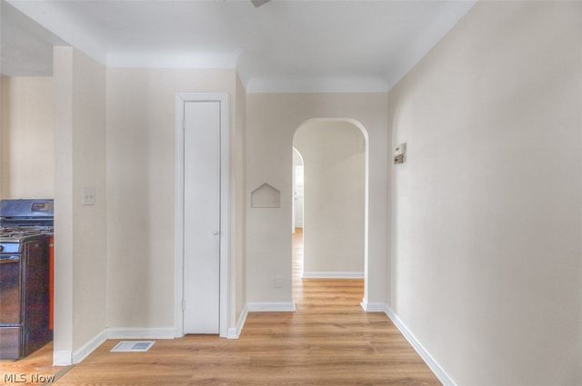 25671 Farringdon Avenue, Euclid, OH 44132