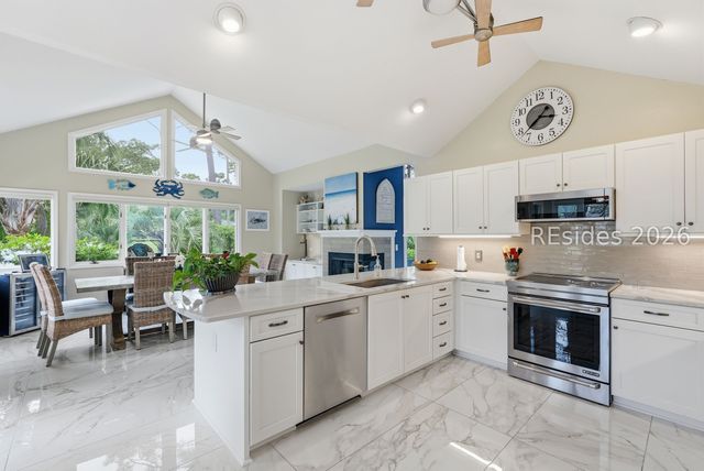 44 Golden Hind Dr, Hilton Head Island, SC 29926