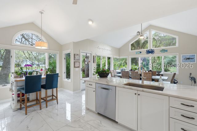 44 Golden Hind Dr, Hilton Head Island, SC 29926