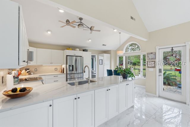 44 Golden Hind Dr, Hilton Head Island, SC 29926