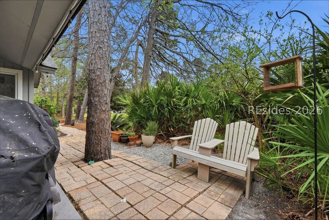 44 Golden Hind Dr, Hilton Head Island, SC 29926
