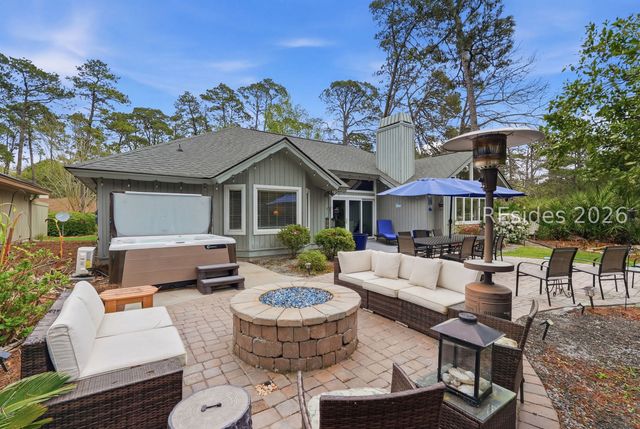 44 Golden Hind Dr, Hilton Head Island, SC 29926