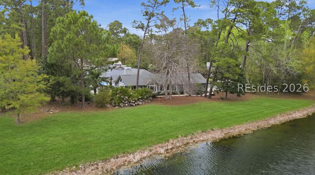 44 Golden Hind Dr, Hilton Head Island, SC 29926