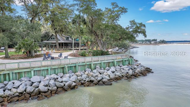 44 Golden Hind Dr, Hilton Head Island, SC 29926