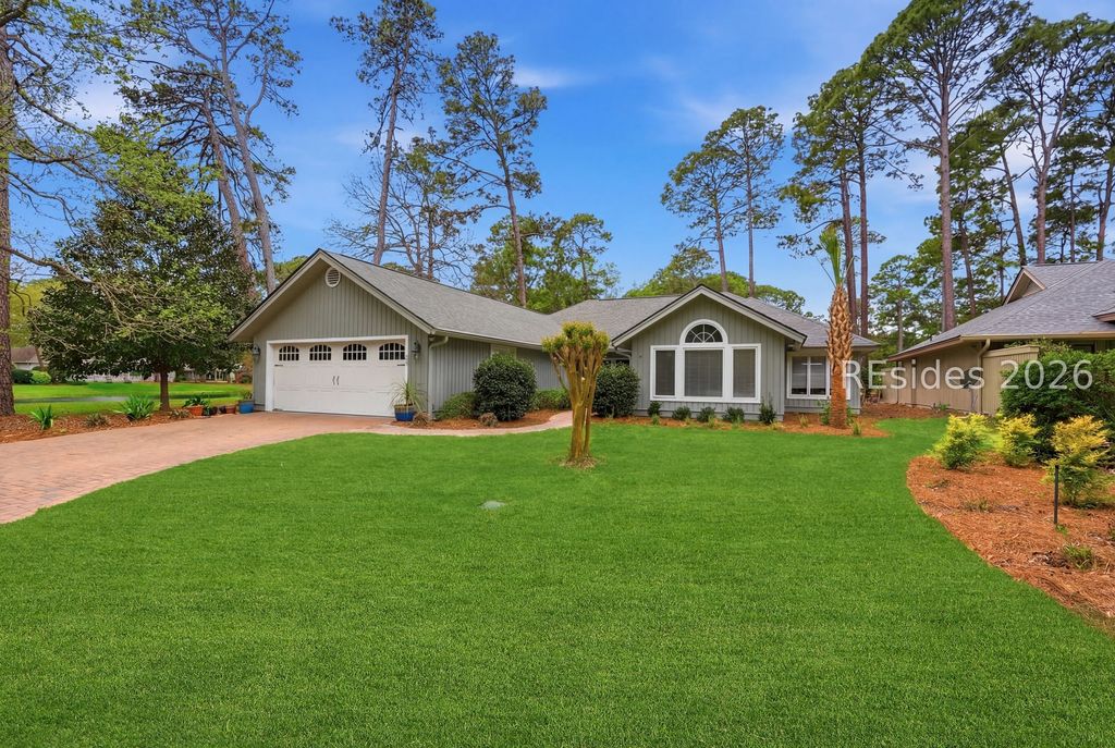 44 Golden Hind Dr, Hilton Head Island, SC 29926