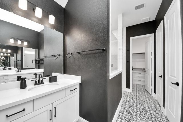 603 Running Iron Lane, Magnolia, TX 77354