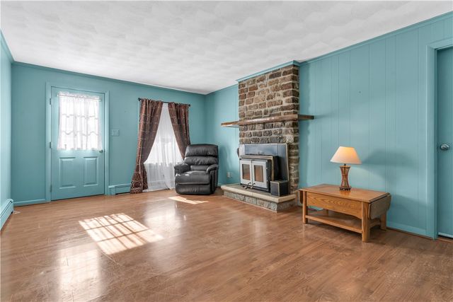 137 Colonial Avenue, Cumberland, RI 02864