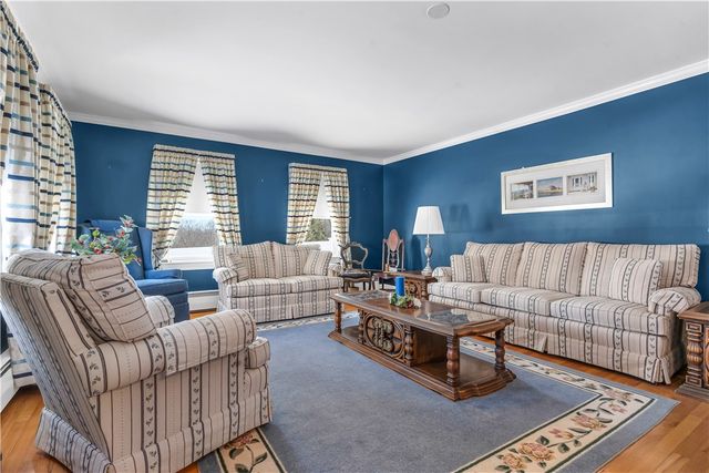 137 Colonial Avenue, Cumberland, RI 02864