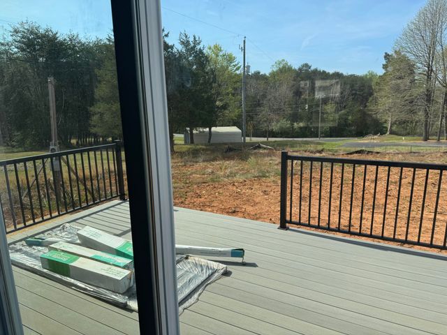 6496 Scruggs RD, Moneta, VA 24121