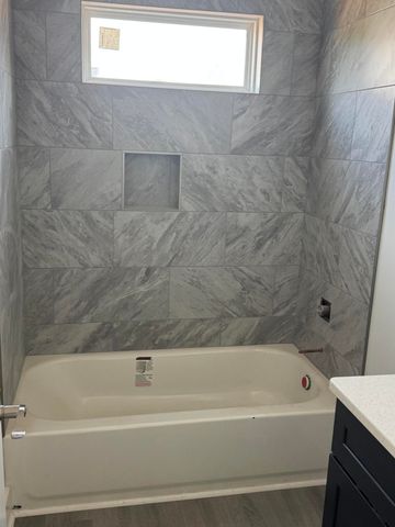 6496 Scruggs RD, Moneta, VA 24121