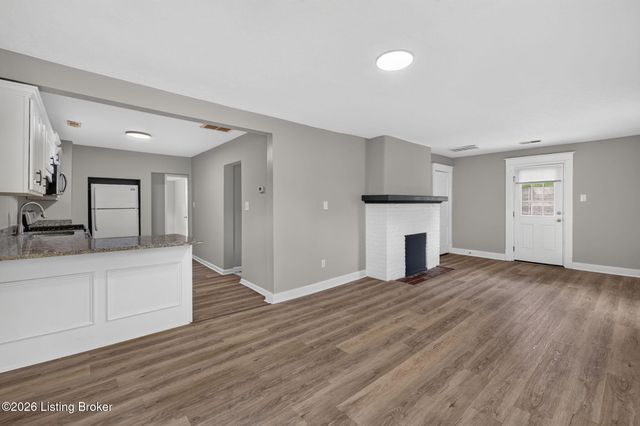11905 Wetherby Ave, Louisville, KY 40243