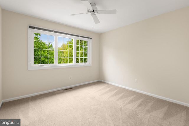 33 CABOT CT, Chesterbrook, PA 19087
