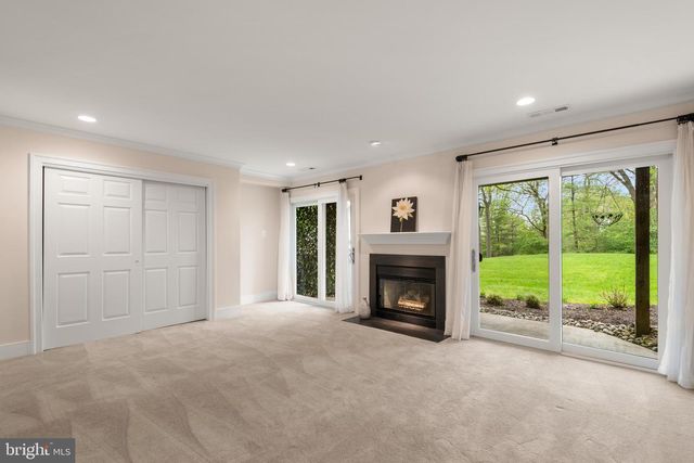 33 CABOT CT, Chesterbrook, PA 19087