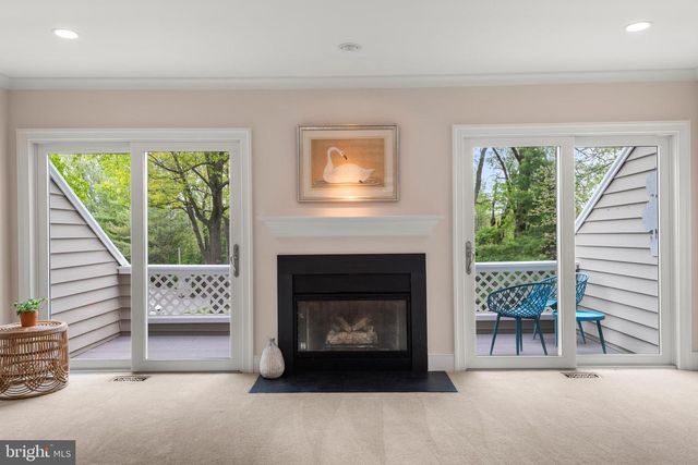 33 CABOT CT, Chesterbrook, PA 19087