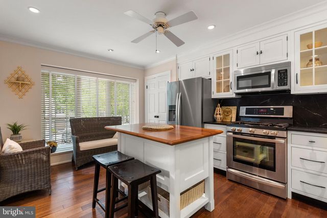 33 CABOT CT, Chesterbrook, PA 19087