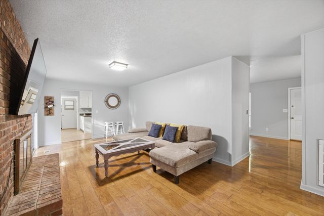 2500 Shenandoah Drive, Chattanooga, TN 37421