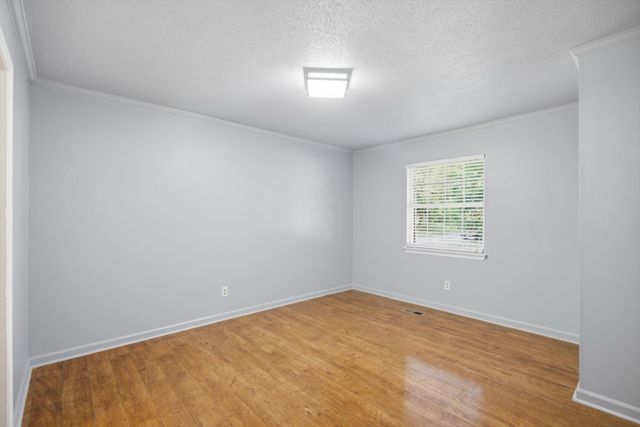 2500 Shenandoah Drive, Chattanooga, TN 37421