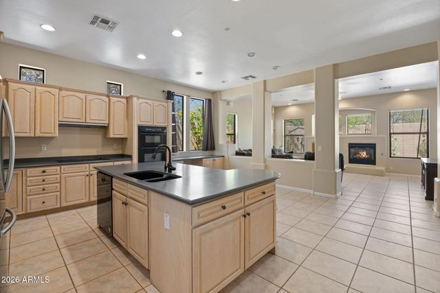 9506 E MOHAWK Lane, Scottsdale, AZ 85255