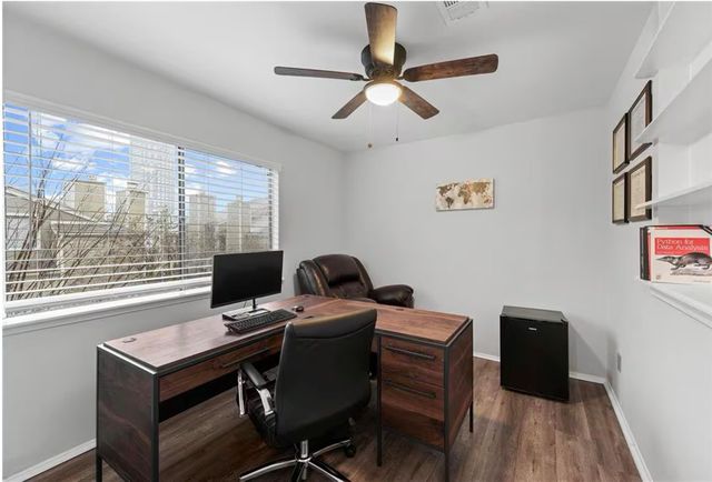 1920 Augusta Drive 30, Houston, TX 77057