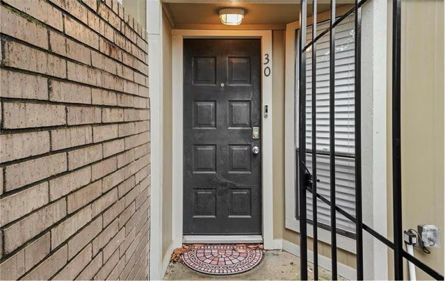 1920 Augusta Drive 30, Houston, TX 77057