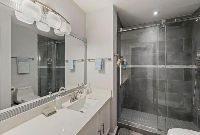 1920 Augusta Drive 30, Houston, TX 77057