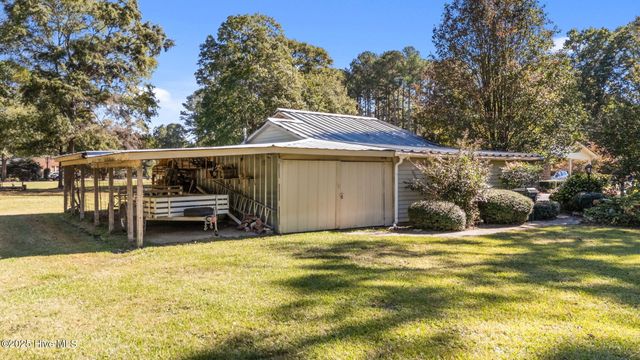 4843 Lake Wilson Road, Elm City, NC 27822
