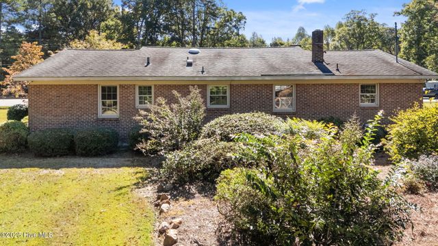 4843 Lake Wilson Road, Elm City, NC 27822